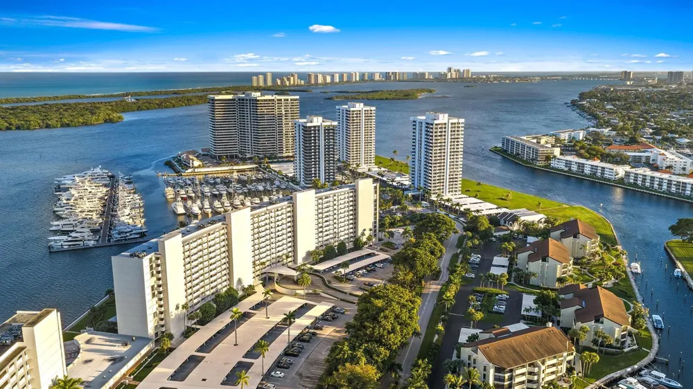 124 Lakeshore Drive #9290 North Palm Beach, FL 33408