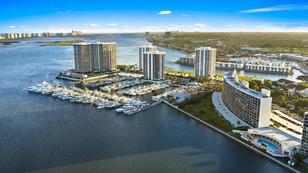 124 Lakeshore Drive #9290 North Palm Beach, FL 33408