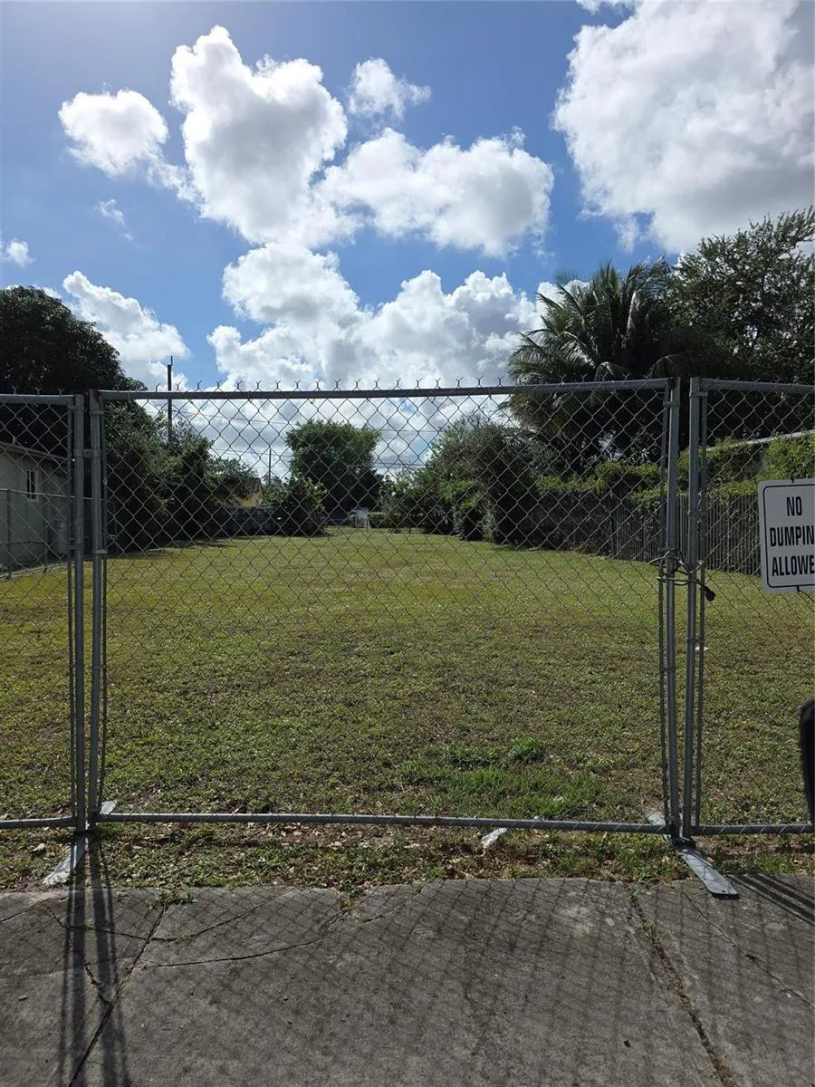 1810 NW 84th Street Miami, FL 33147