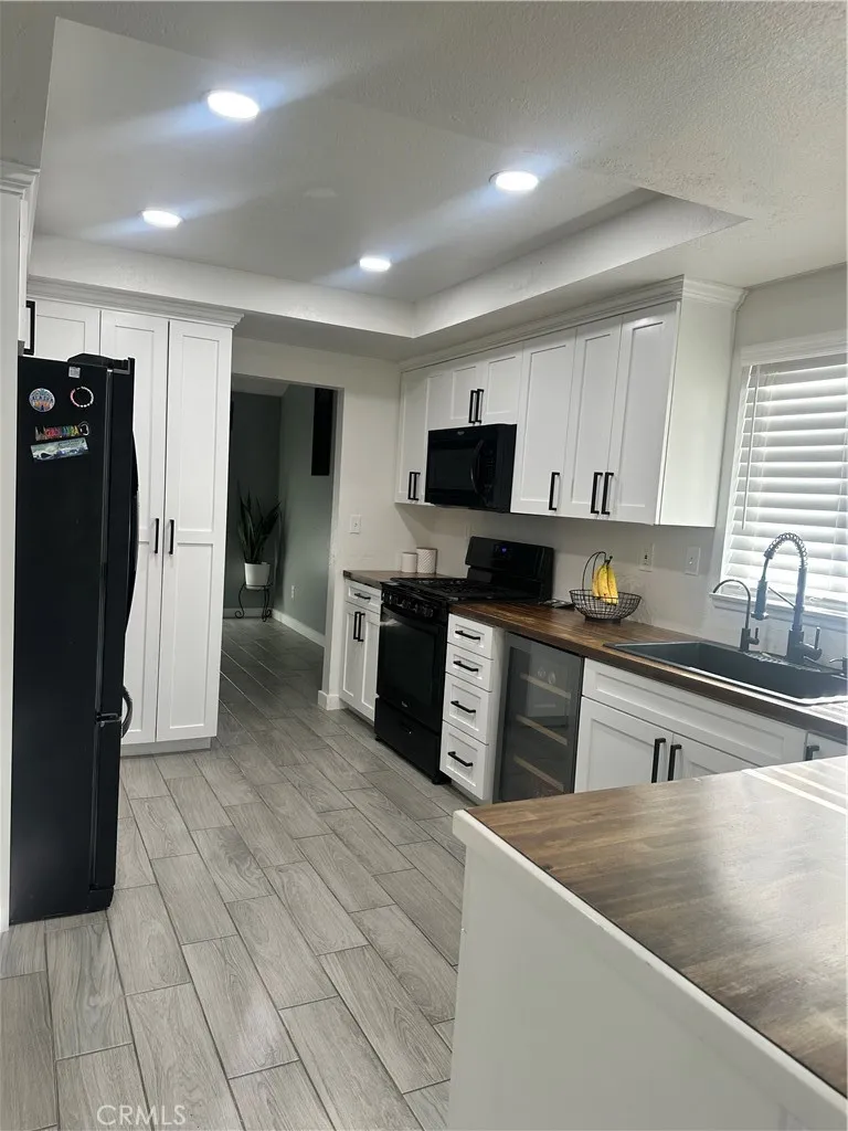 1369 Reservoir San Bernardino, CA 92407