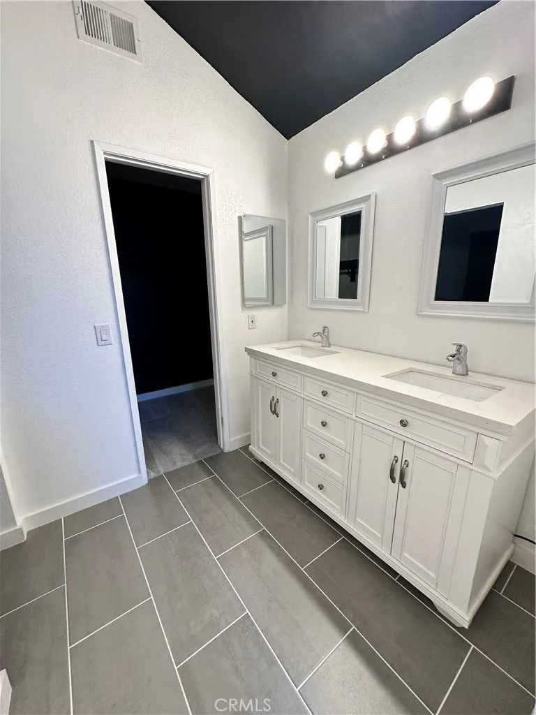 1369 Reservoir San Bernardino, CA 92407