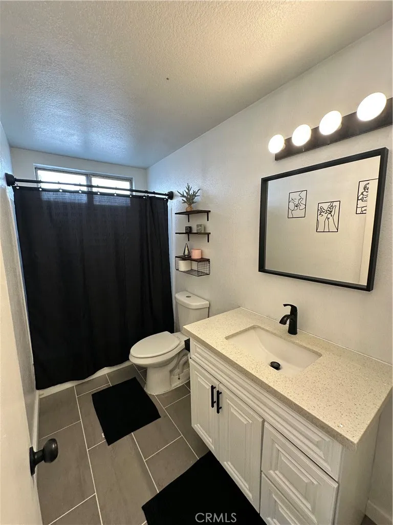 1369 Reservoir San Bernardino, CA 92407