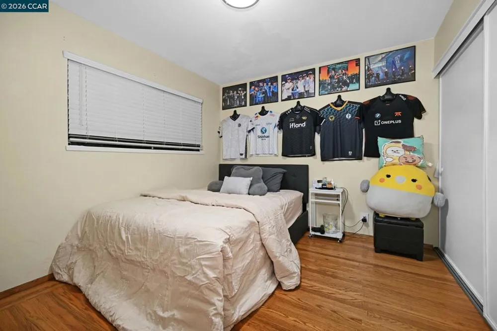 933 Santa Lucia Dr Pleasant Hill, CA 94523