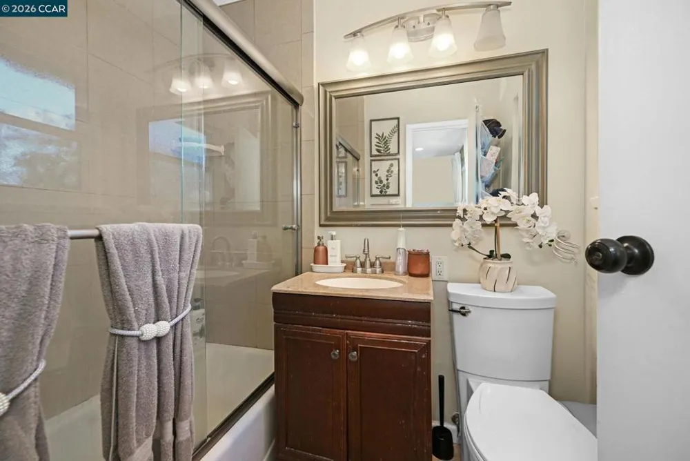 933 Santa Lucia Dr Pleasant Hill, CA 94523