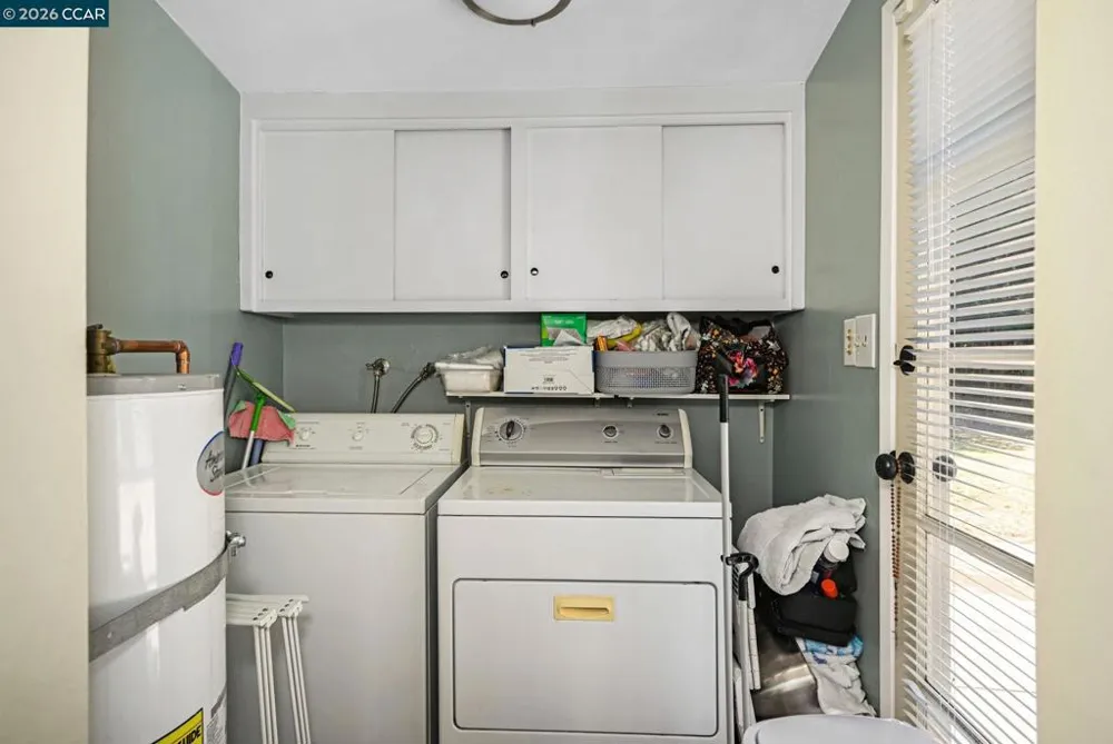 933 Santa Lucia Dr Pleasant Hill, CA 94523
