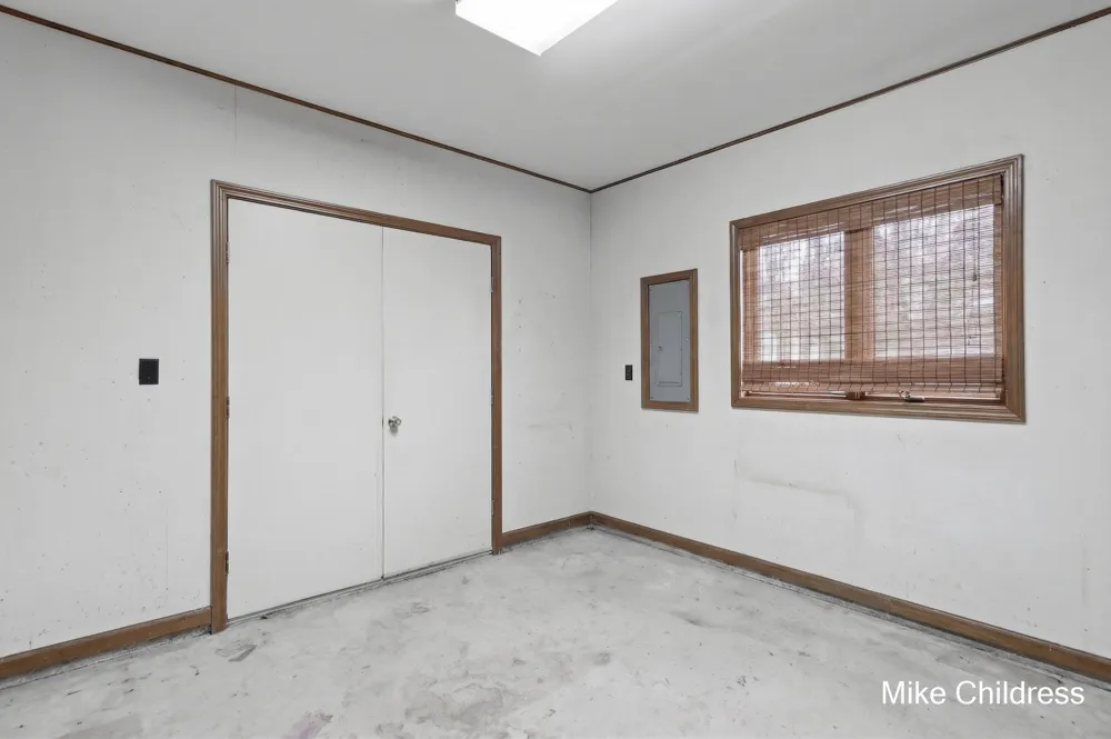 6390 Lakeshore Drive Boston Township, MI 48881