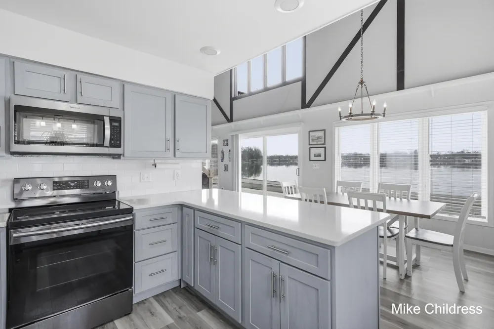6390 Lakeshore Drive Boston Township, MI 48881