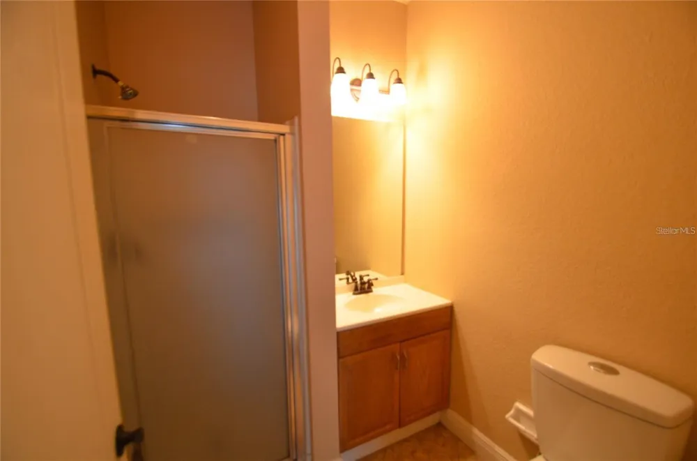 3725 S LAKE ORLANDO PKWY #1 Orlando, FL 32808