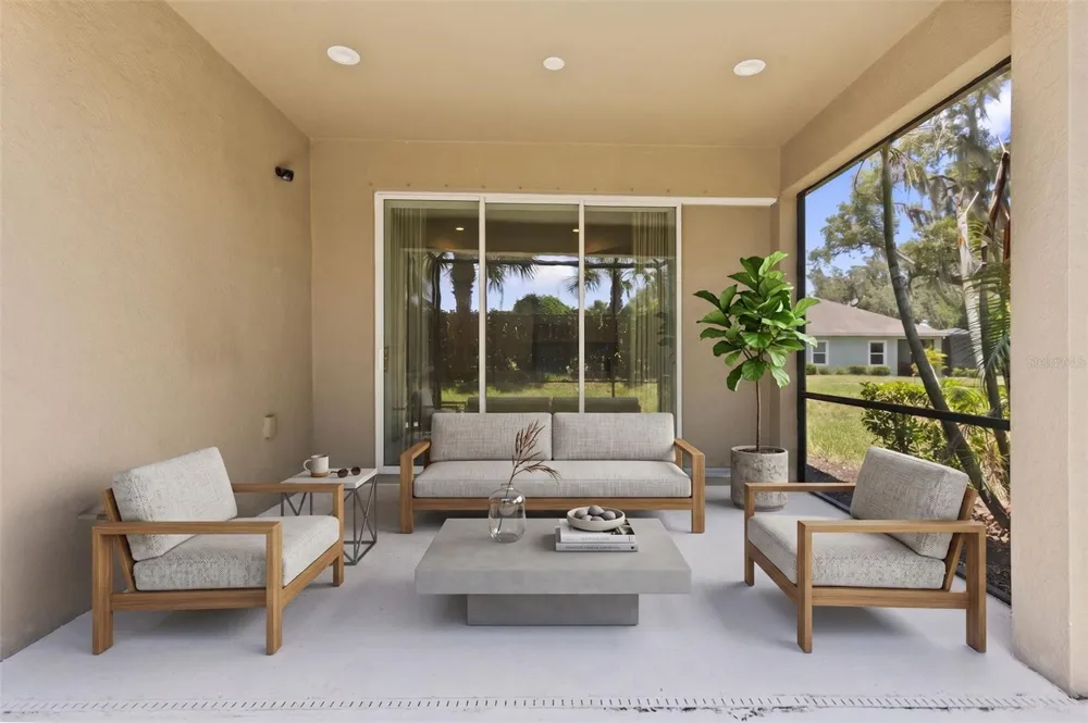 13506 CIRCA CROSSING DRIVE Lithia, FL 33547