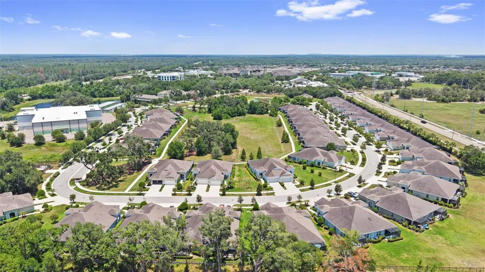 13506 CIRCA CROSSING DRIVE Lithia, FL 33547