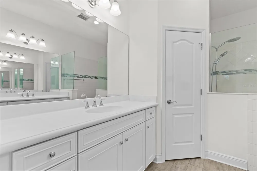 13506 CIRCA CROSSING DRIVE Lithia, FL 33547