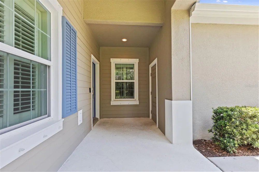 13506 CIRCA CROSSING DRIVE Lithia, FL 33547