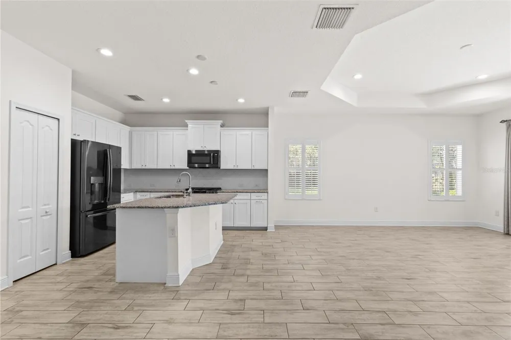 13506 CIRCA CROSSING DRIVE Lithia, FL 33547