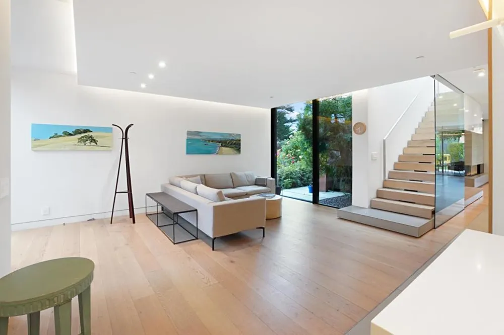 324 Kelly Avenue Half Moon Bay, CA 94019