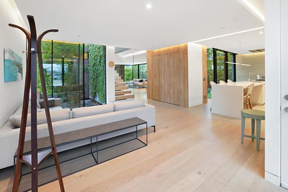324 Kelly Avenue Half Moon Bay, CA 94019