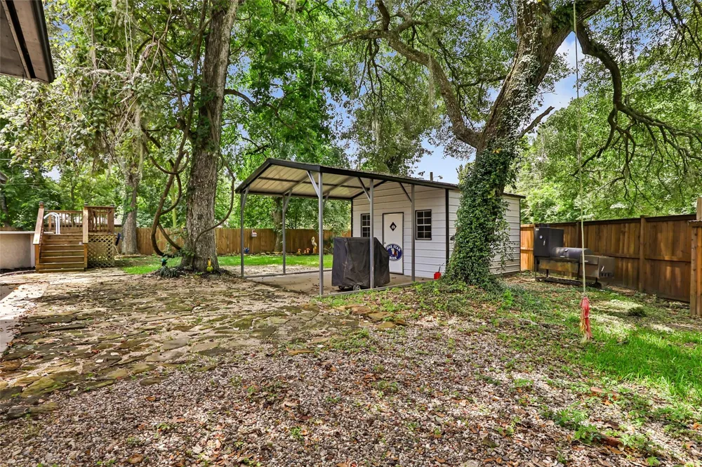 105 Wallisville Road Liberty, TX 77575