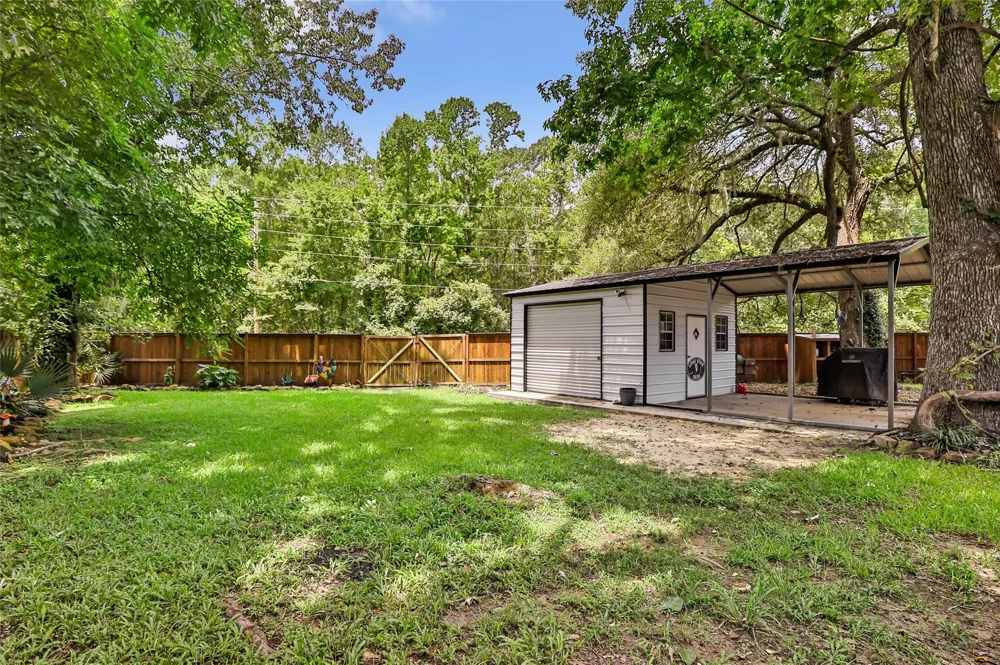 105 Wallisville Road Liberty, TX 77575