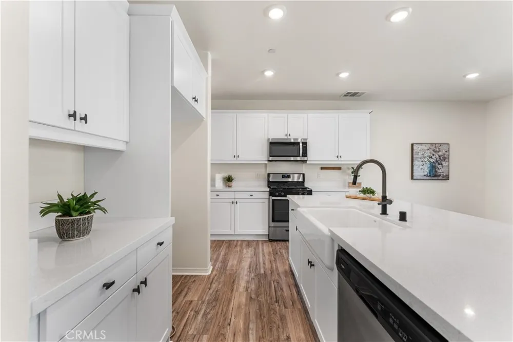 2014 Boxwood Rosamond, CA 93560