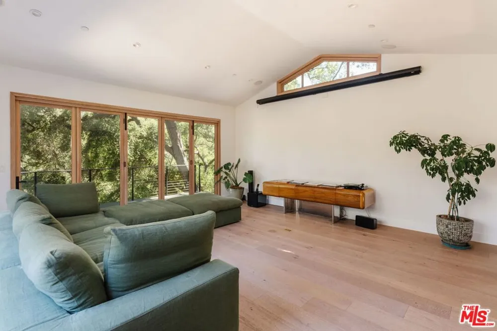 1149 Old Topanga Canyon Road Topanga, CA 90290
