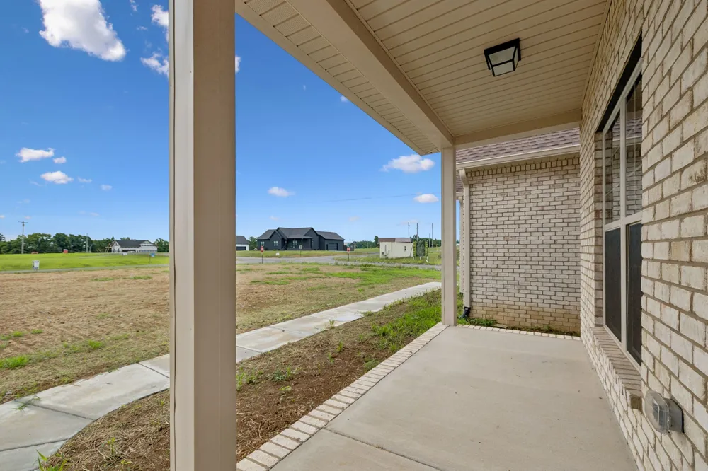 175 Cheney Ln Lafayette, TN 37083
