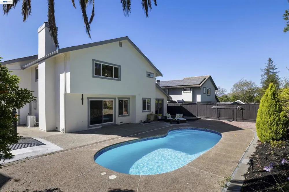 3208 Touriga Dr Pleasanton, CA 94566