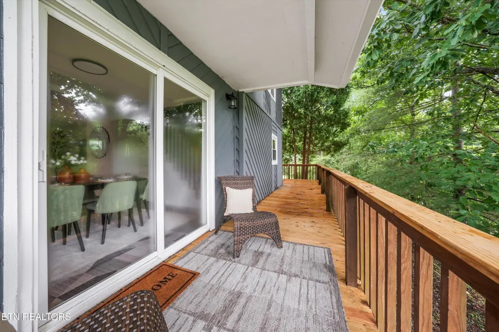 285 Vanover Lane Jacksboro, TN 37757