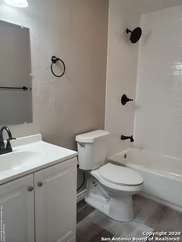 1024 W Woodlawn Unit 7 San Antonio, TX 78201