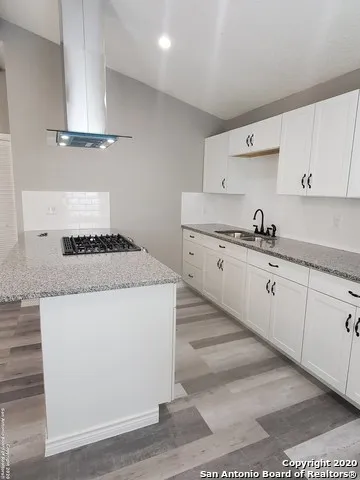 1024 W Woodlawn Unit 7 San Antonio, TX 78201