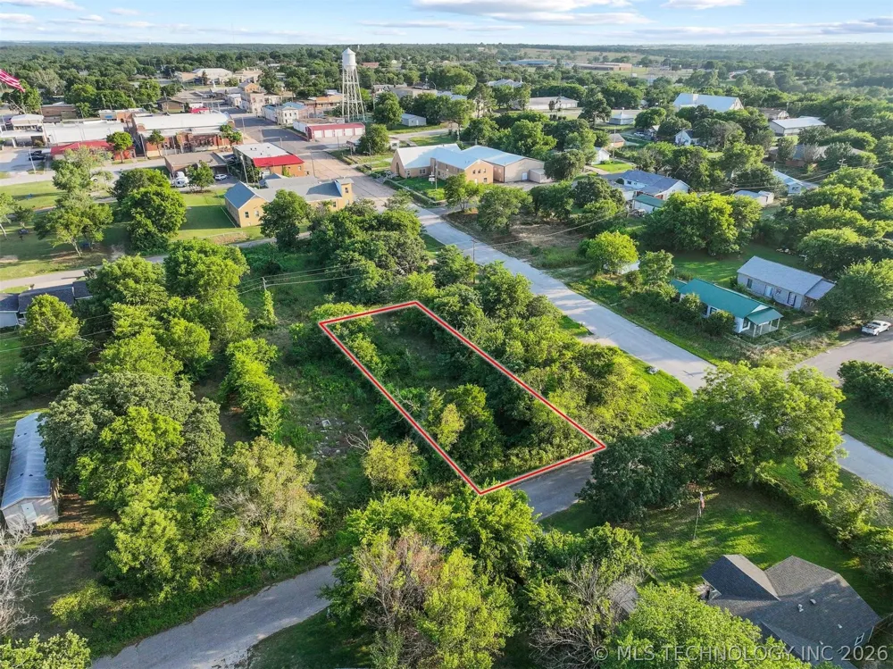 9 Kewanee Street Healdton, OK 73438