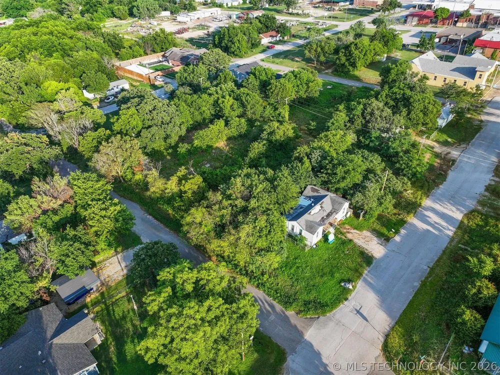 9 Kewanee Street Healdton, OK 73438