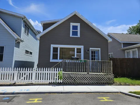 316 W 11th Street