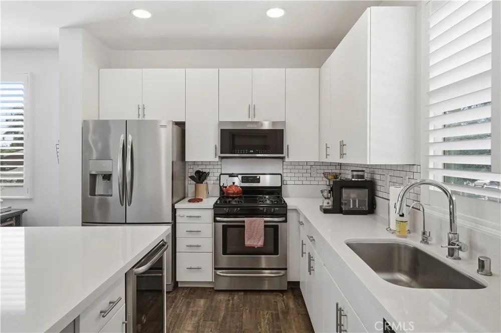 809 S Anaheim Boulevard #101 Anaheim, CA 92805