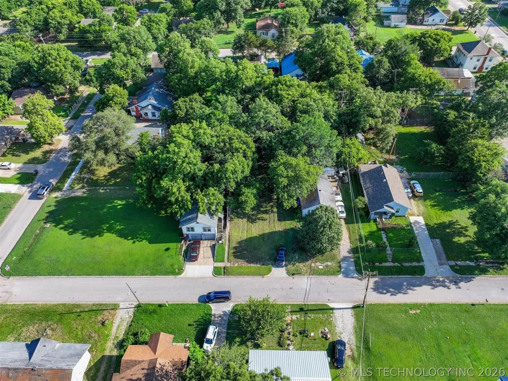 18 8th Avenue NE Ardmore, OK 73401
