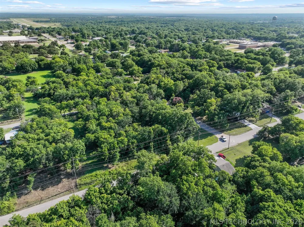 12 G STREET SE Ardmore, OK 73401
