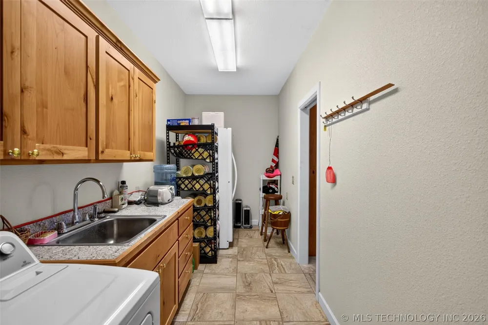 42313 County Road 510 Eucha, OK 74342