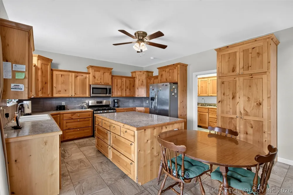42313 County Road 510 Eucha, OK 74342