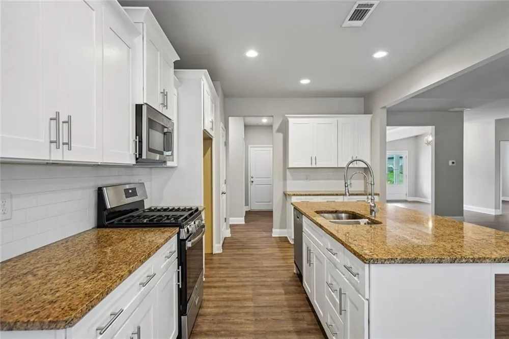 8851 St Andrews Parkway Winston, GA 30187