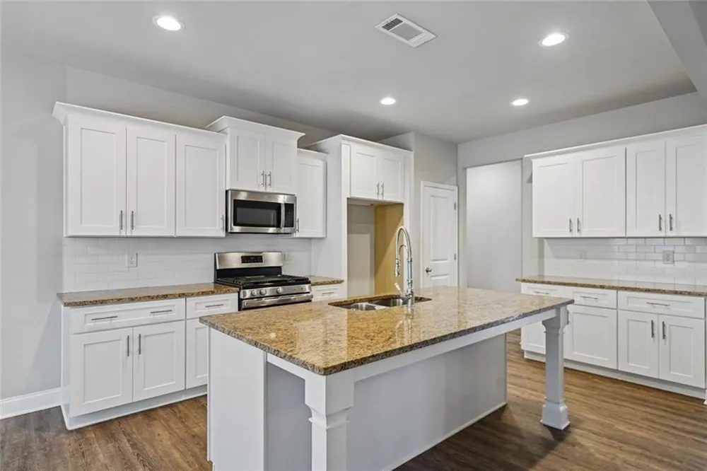 8851 St Andrews Parkway Winston, GA 30187