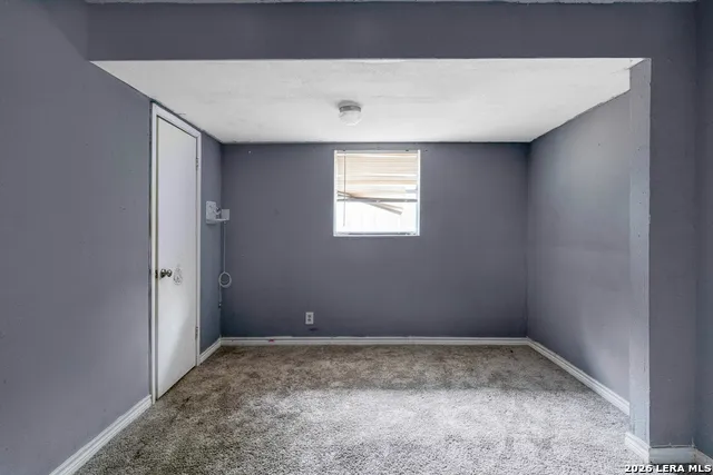 210 TEDDER ST San Antonio, TX 78211