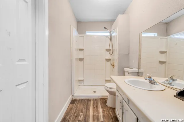 210 TEDDER ST San Antonio, TX 78211