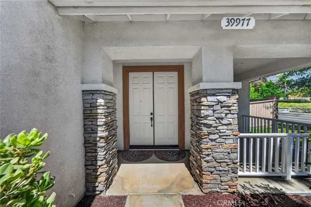 39977 Chalon Court Temecula, CA 92591