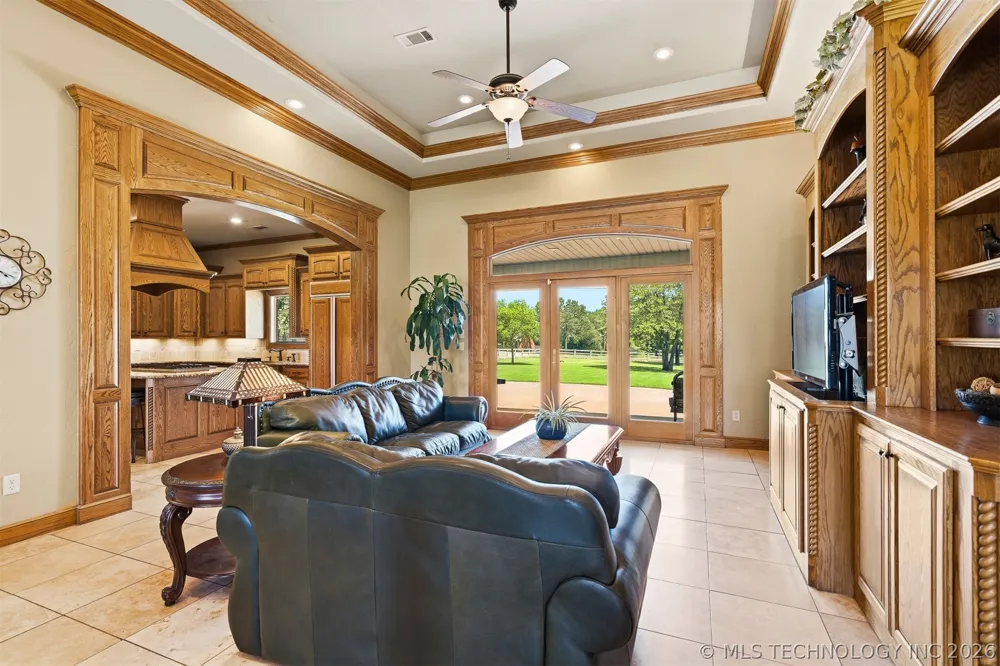 288 Sonora Lone Grove, OK 73401