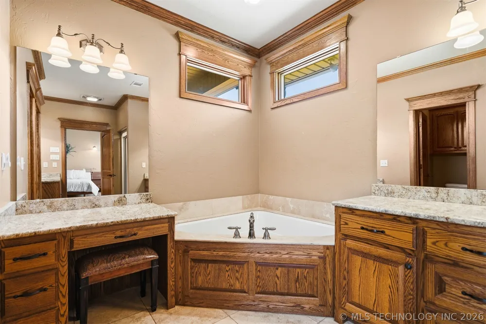 288 Sonora Lone Grove, OK 73401