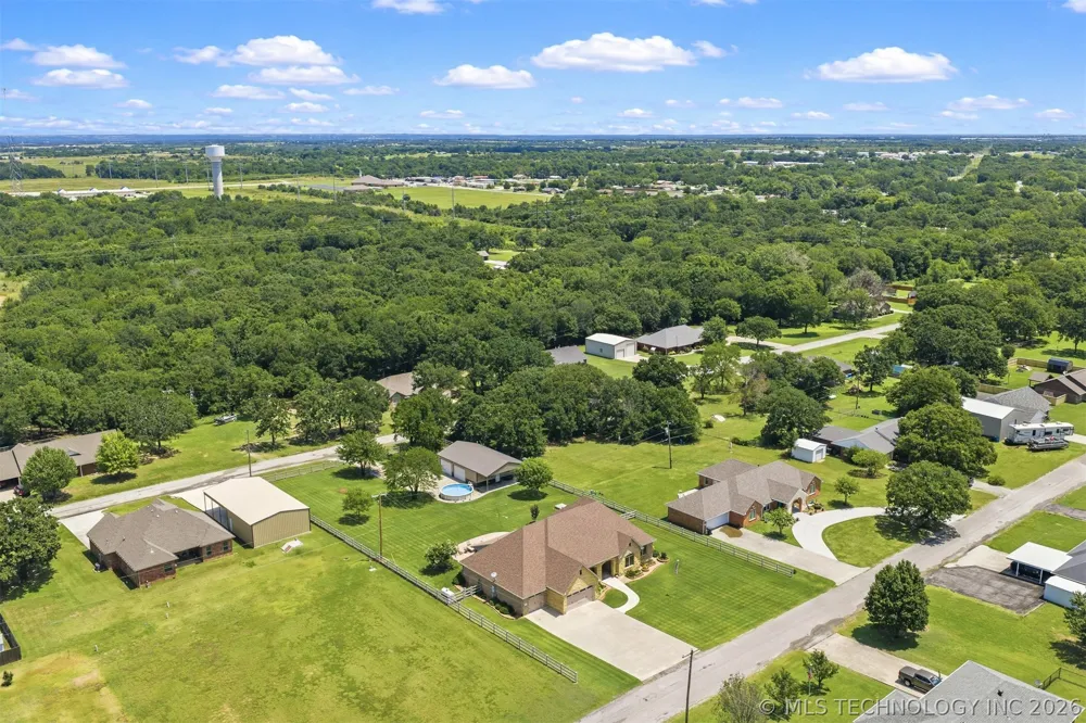 288 Sonora Lone Grove, OK 73401