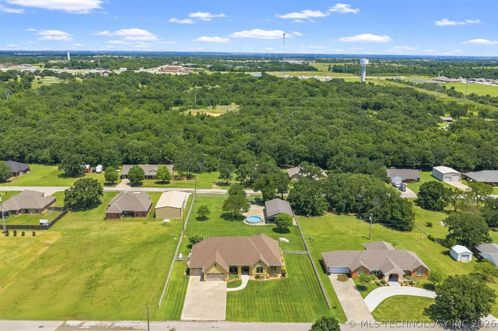 288 Sonora Lone Grove, OK 73401