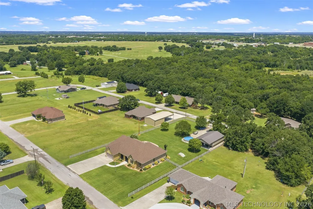 288 Sonora Lone Grove, OK 73401