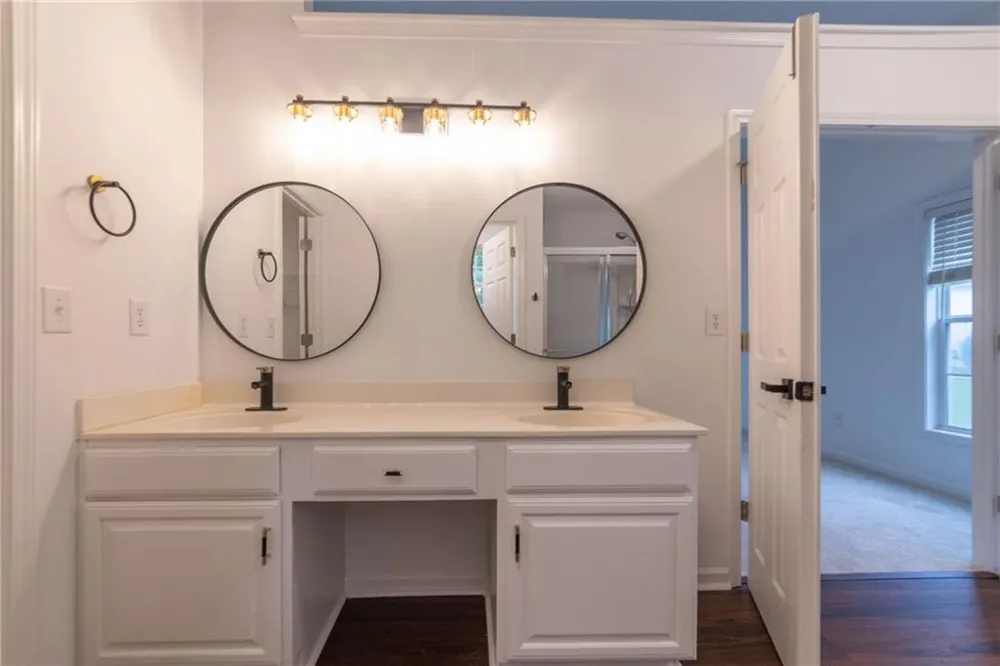 1784 Cedar Walk Lane Conley, GA 30288