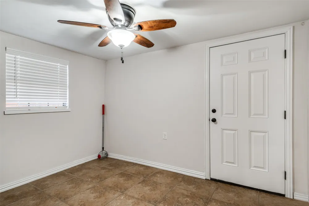 616 Wayne Street Dallas, TX 75223