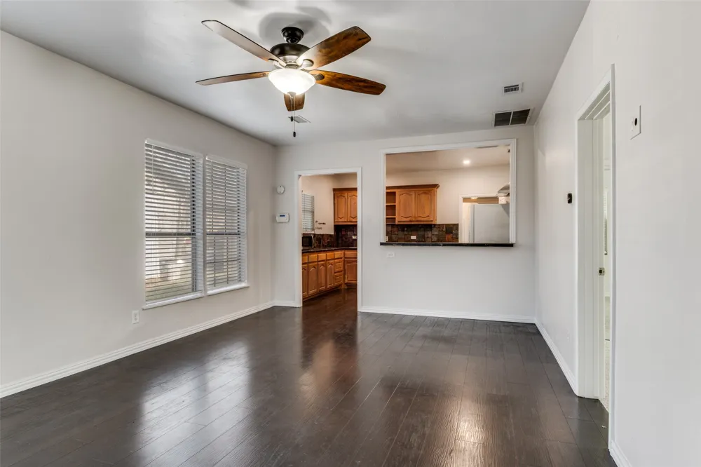 616 Wayne Street Dallas, TX 75223