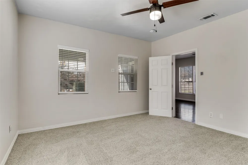 616 Wayne Street Dallas, TX 75223